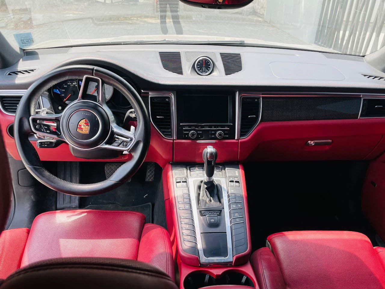 Car view 9