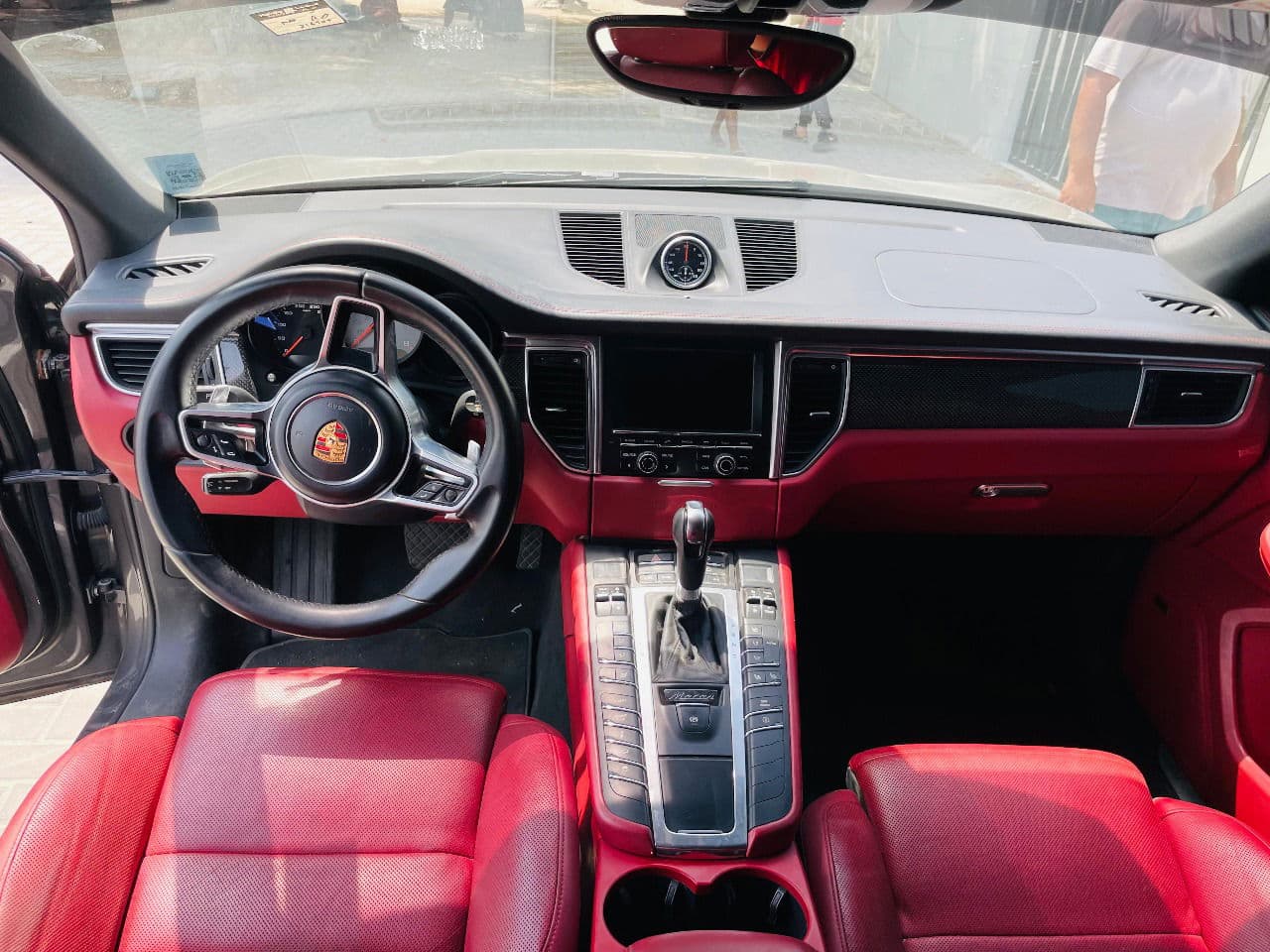 Car view 10