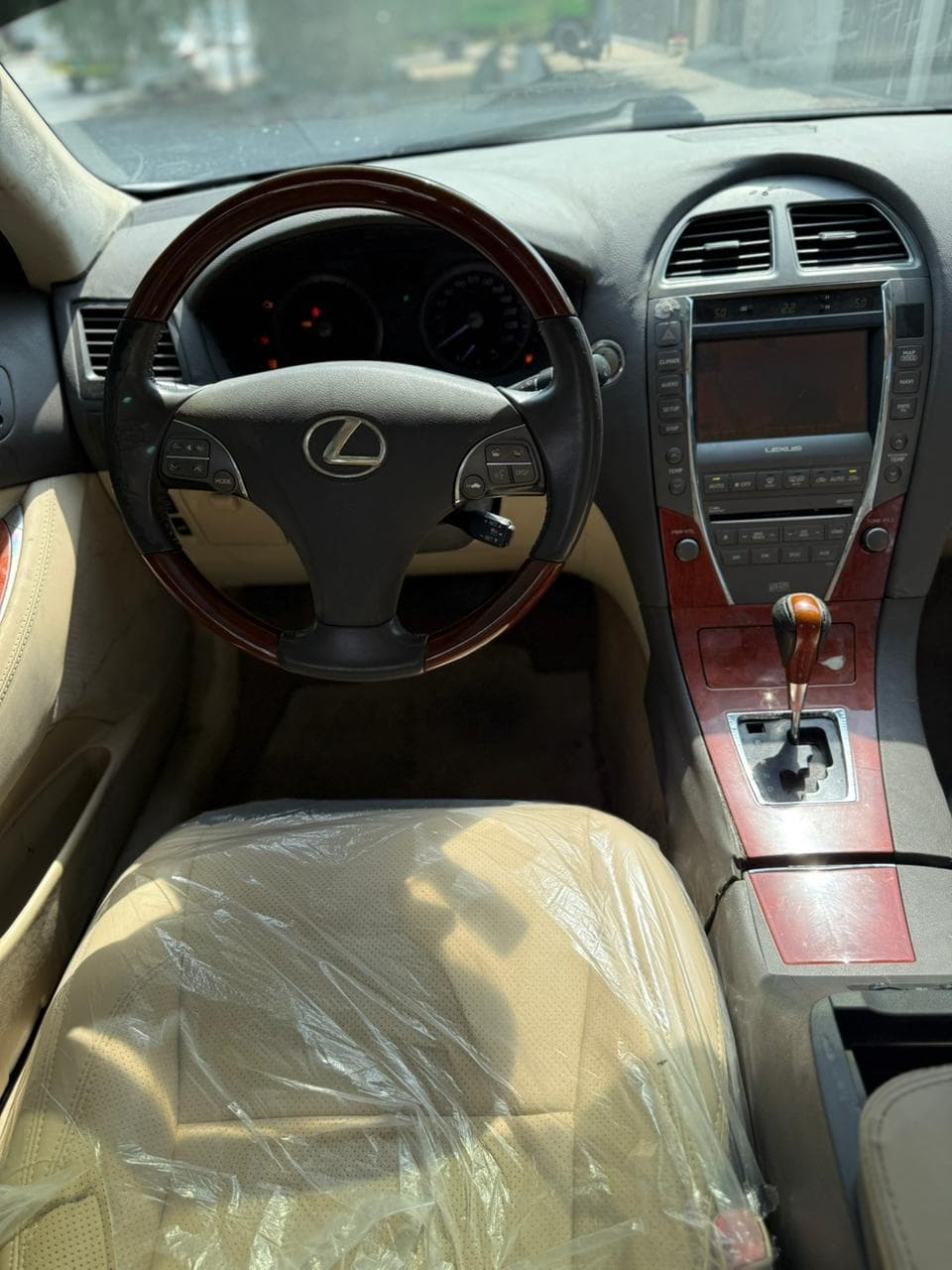 Car view 10