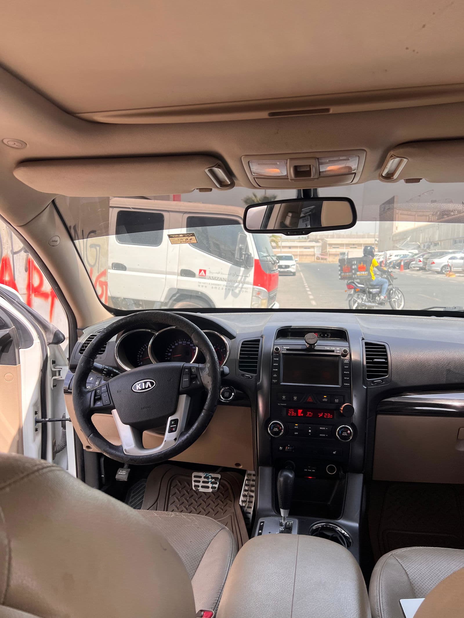 Car view 10