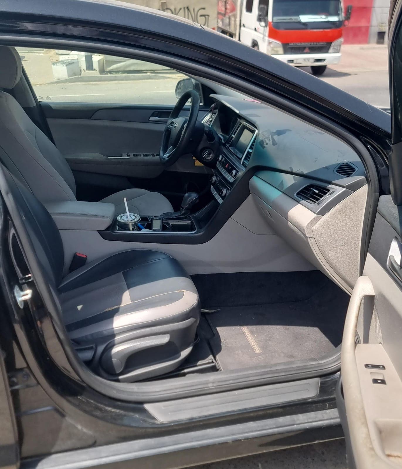 Car view 6