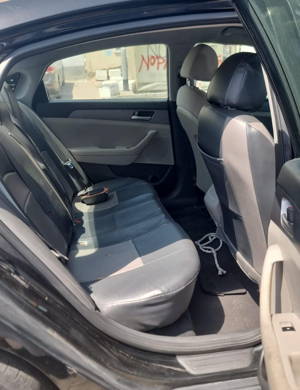 Car view 9
