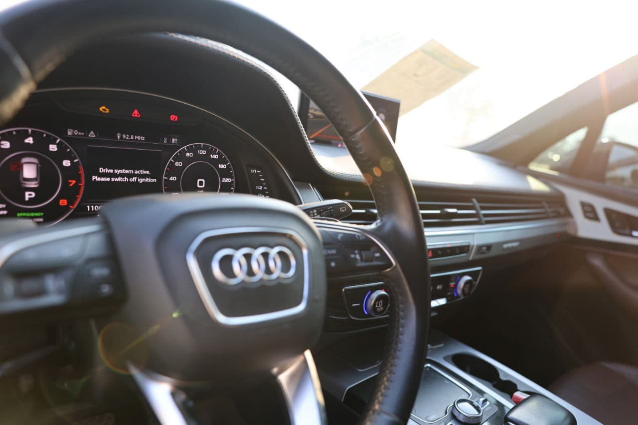 Car view 15