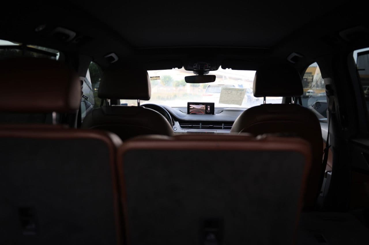 Car view 20