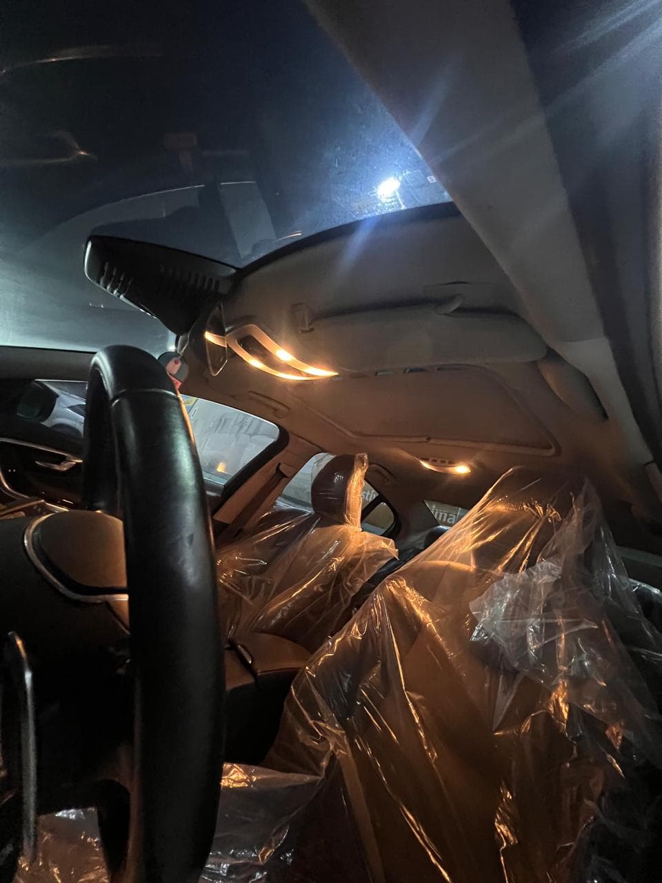 Car view 9