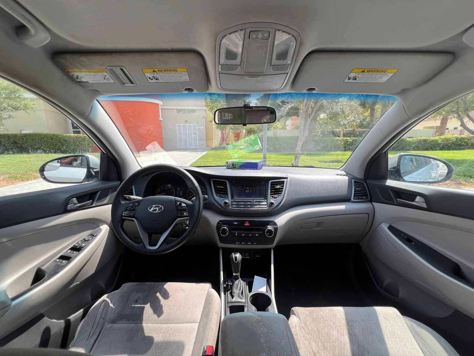 Car view 13