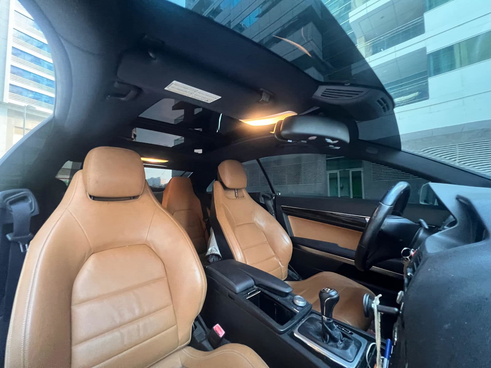 Car view 17