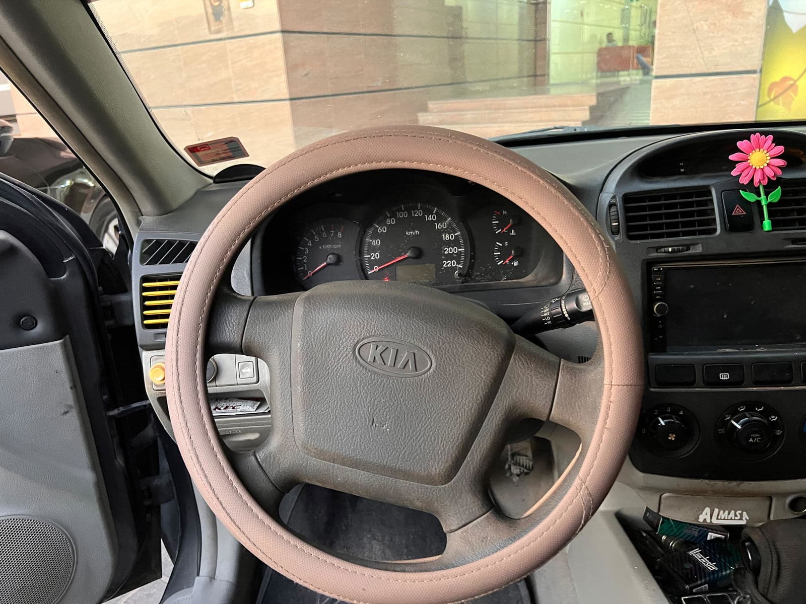Car view 12
