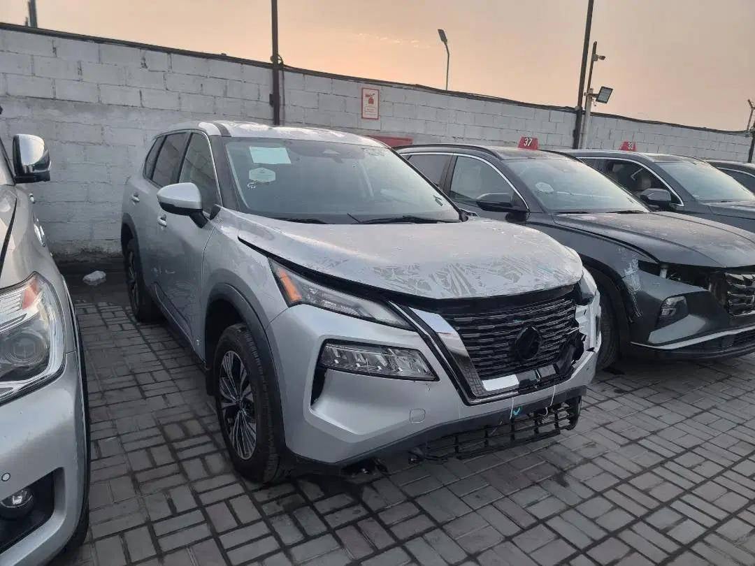 NISSAN ROGUE 2023 view 1