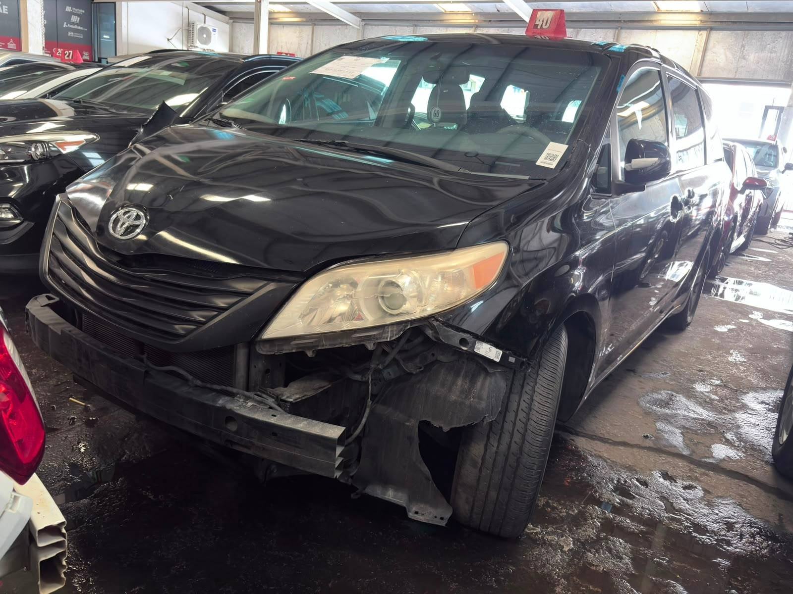 TOYOTA SIENNA 2012 view 1 TOYOTA SIENNA 2012 view 1