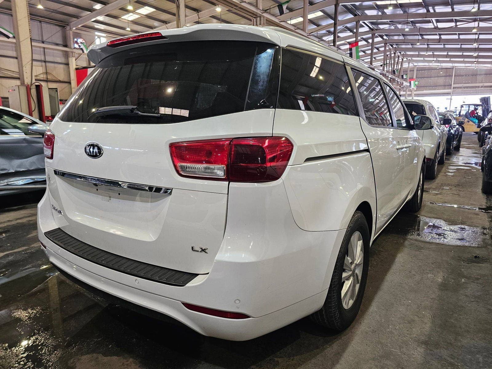 KIA SEDONA 2016 view 2 KIA SEDONA 2016 view 2