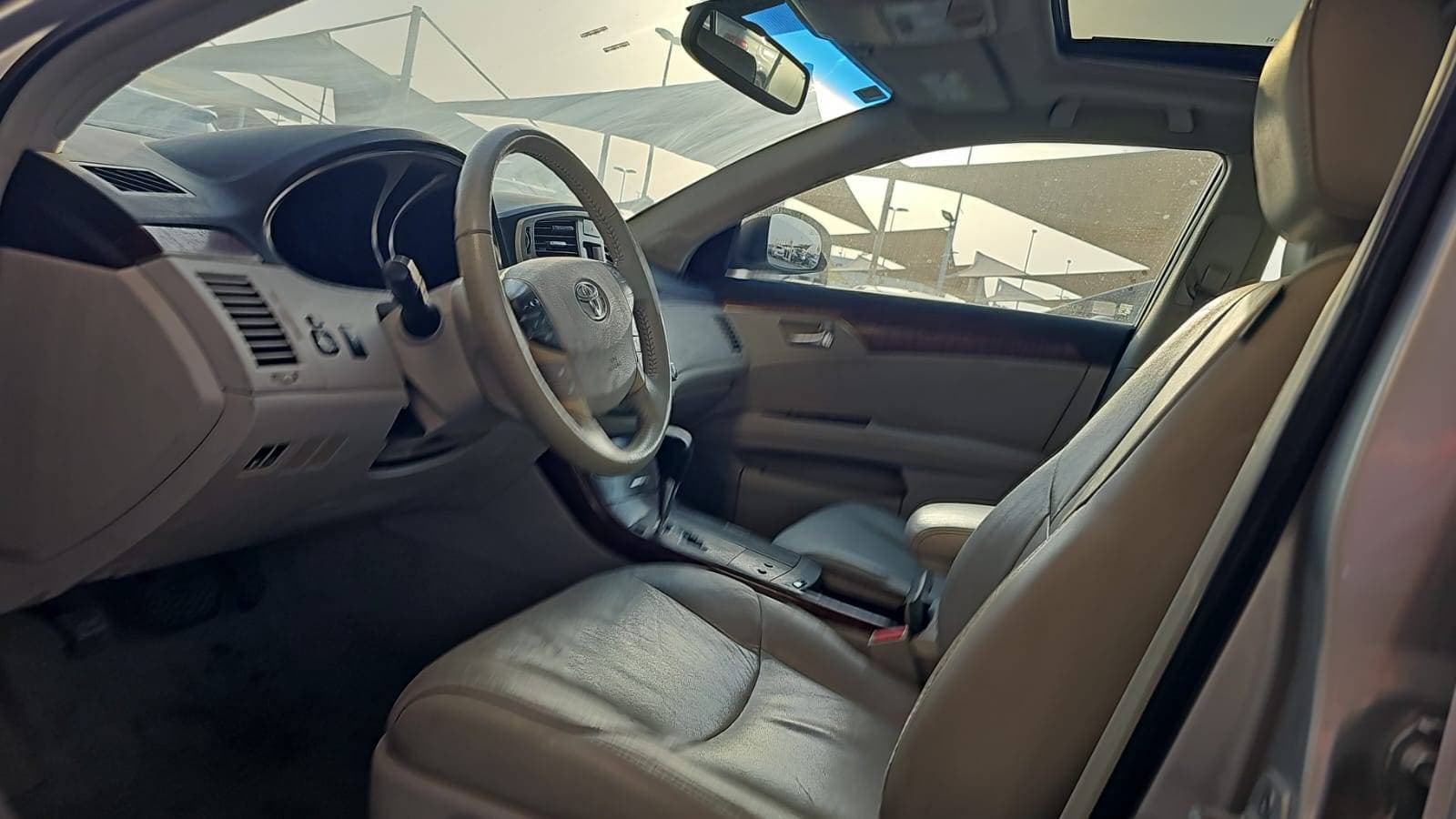 TOYOTA AVALON 2011 view 9 TOYOTA AVALON 2011 view 9