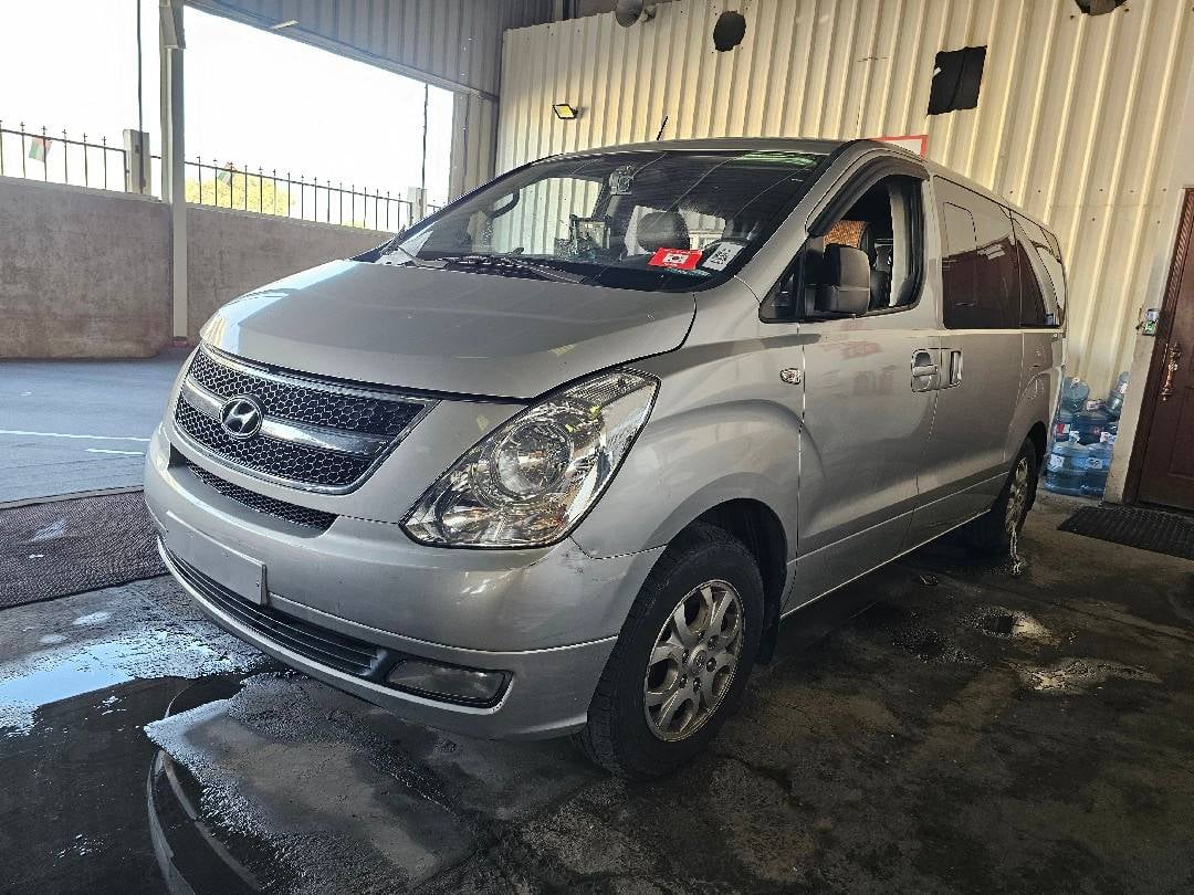 HYUNDAI GRAND STAREX 2010 view 1 HYUNDAI GRAND STAREX 2010 view 1