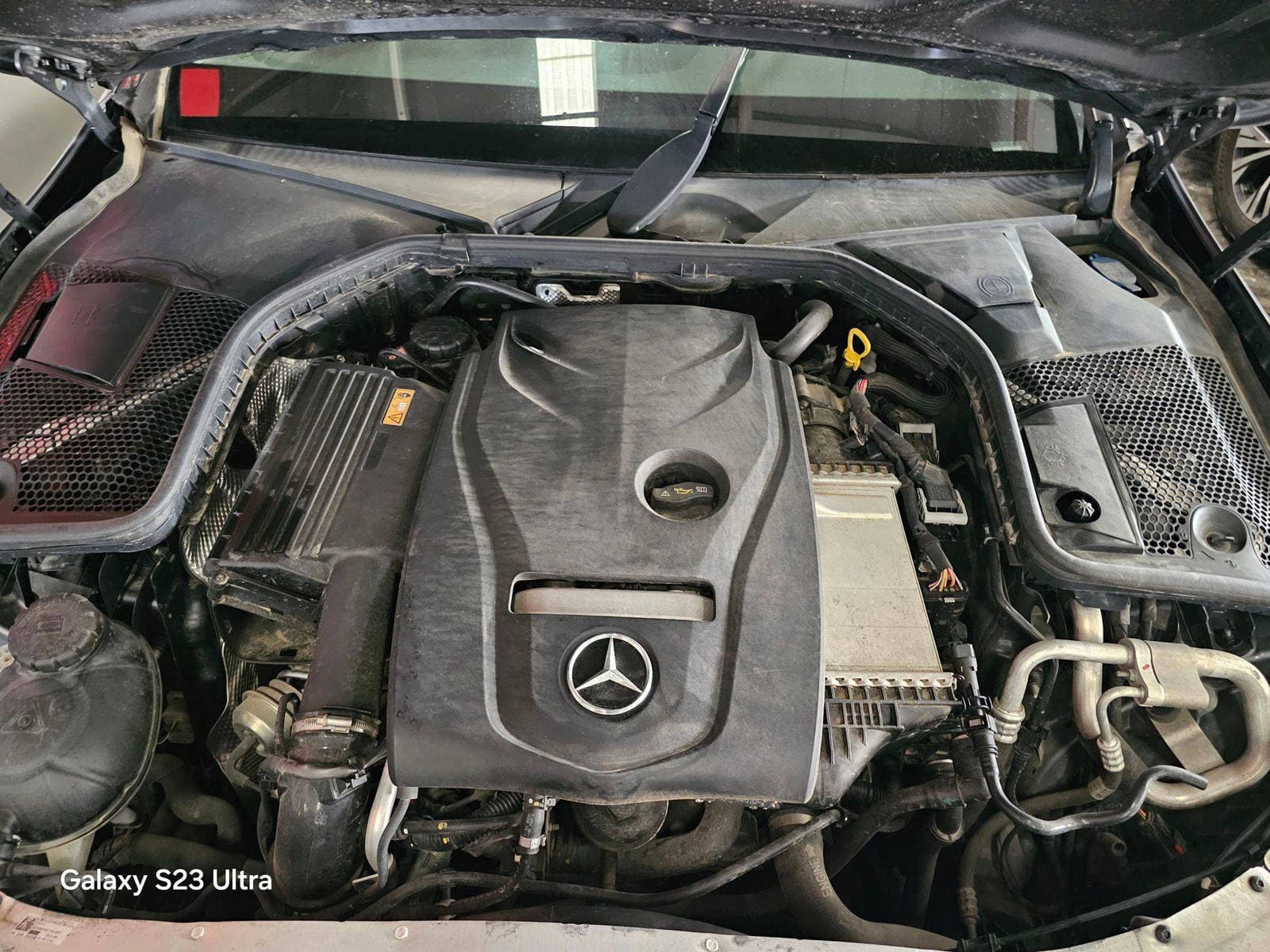 MERCEDES BENZ C300 - Exterior MERCEDES BENZ C300 - Exterior