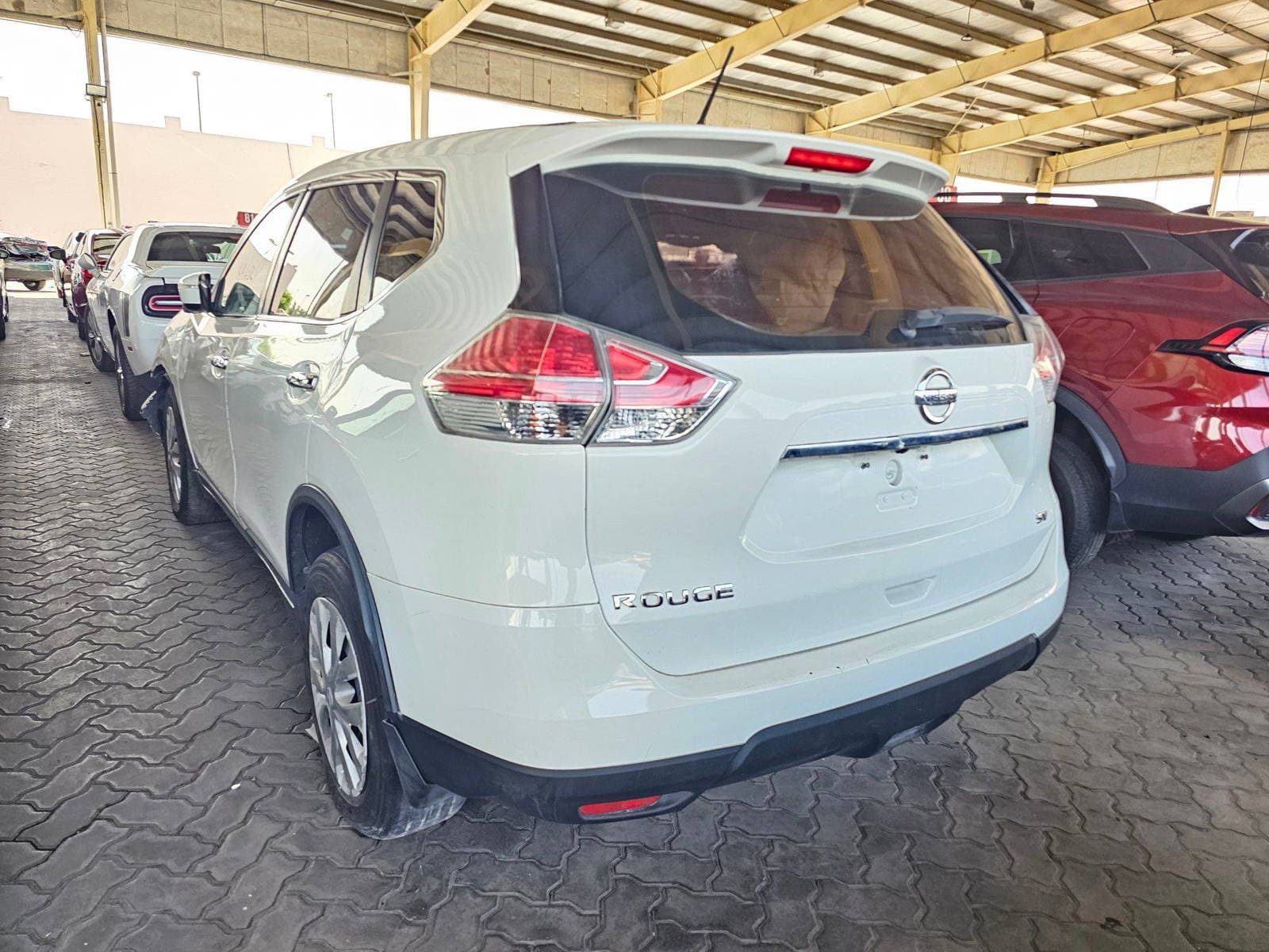 NISSAN ROGUE - Exterior NISSAN ROGUE - Exterior