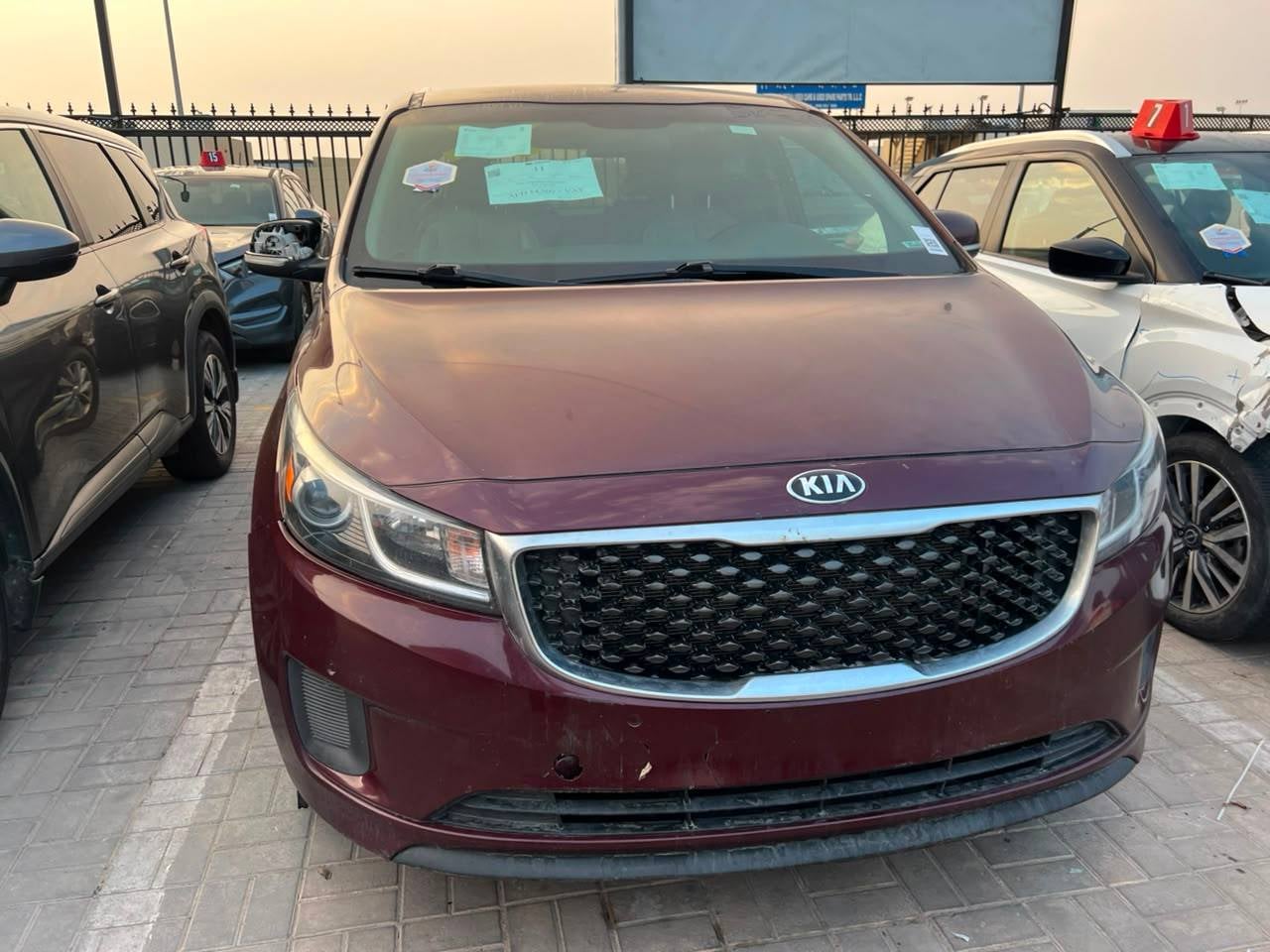 KIA SEDONA 2017 view 1 KIA SEDONA 2017 view 1