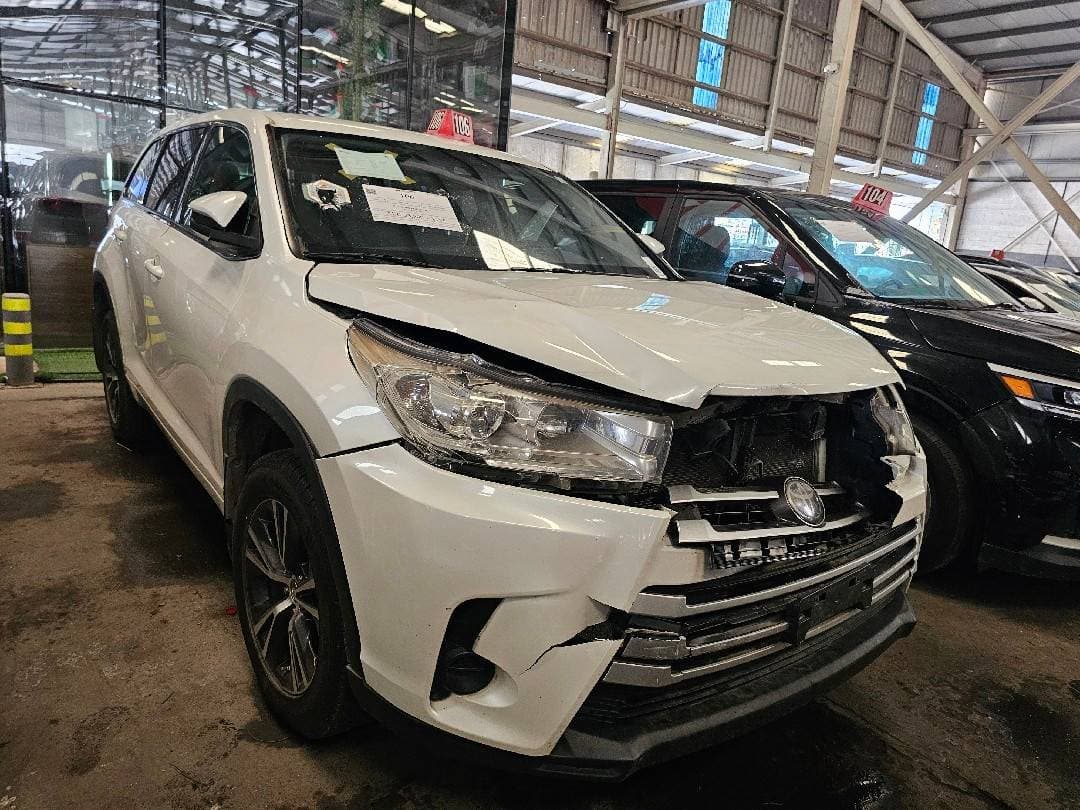 TOYOTA HIGHLANDER 2018 vehicle photo TOYOTA HIGHLANDER 2018 vehicle photo