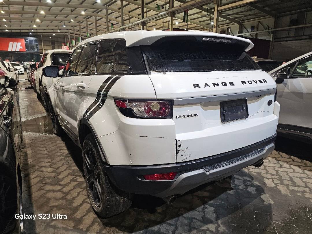 LAND ROVER RANGE ROVER EVOQUE PURE - Exterior LAND ROVER RANGE ROVER EVOQUE PURE - Exterior