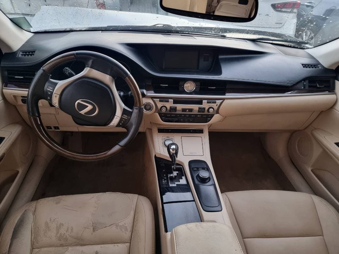LEXUS ES 350 - Exterior LEXUS ES 350 - Exterior