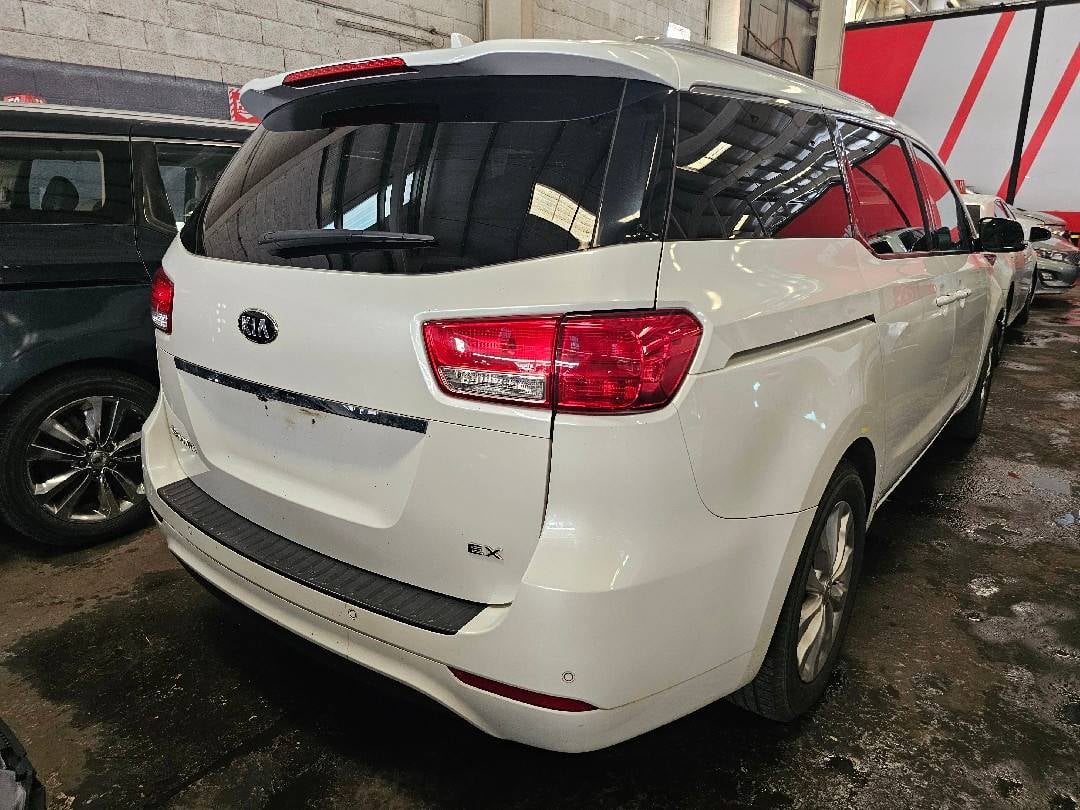 KIA SEDONA 2016 view 1 KIA SEDONA 2016 view 1
