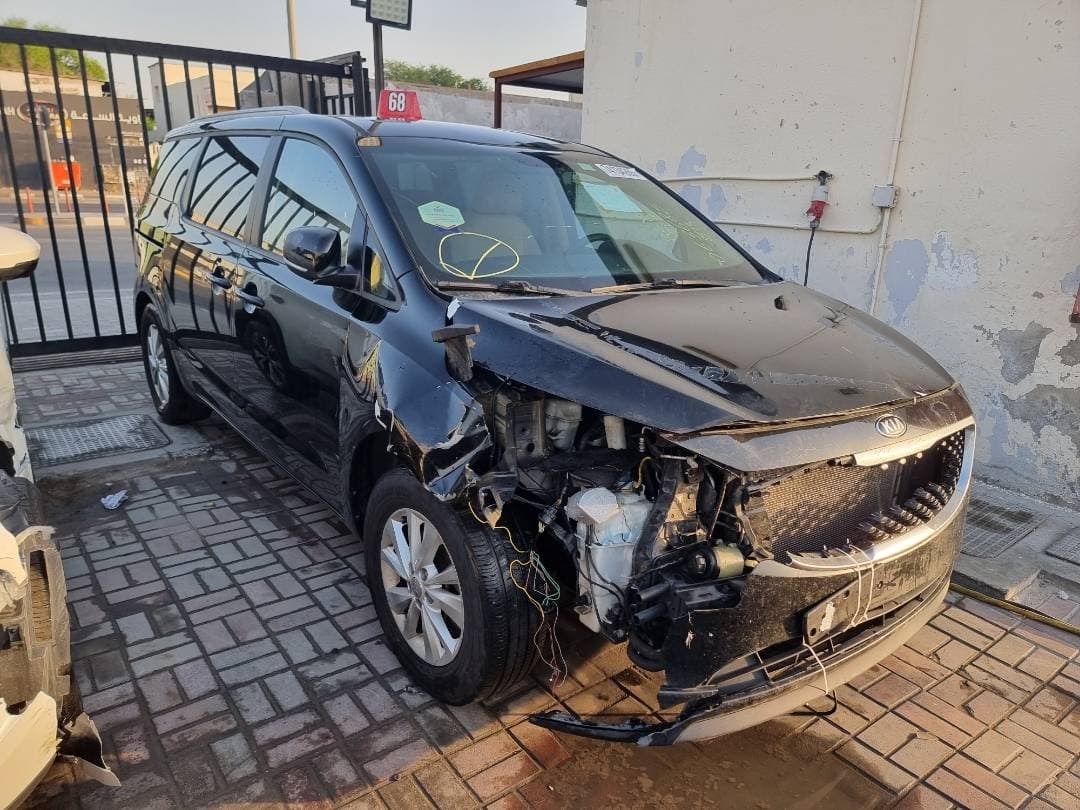 KIA SEDONA 2015 view 2 KIA SEDONA 2015 view 2
