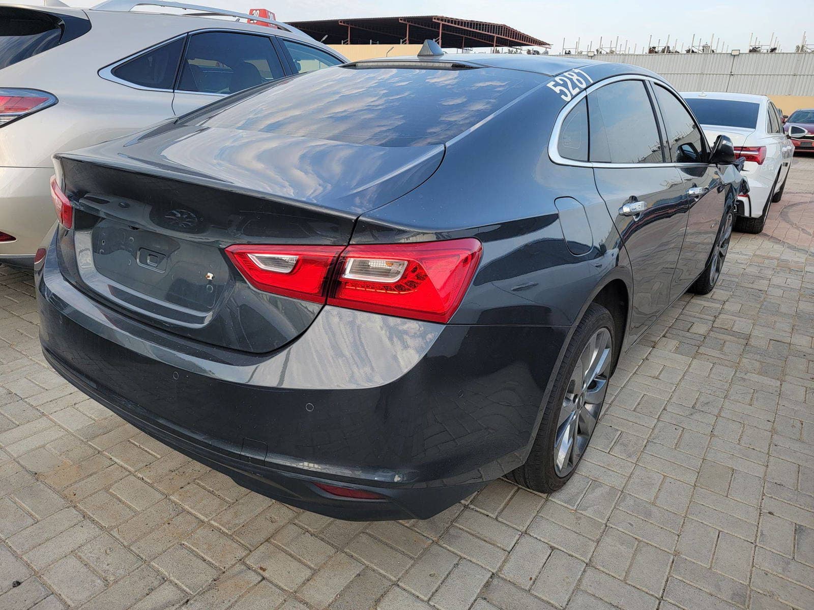 CHEVROLET MALIBU 2018 view 2 CHEVROLET MALIBU 2018 view 2